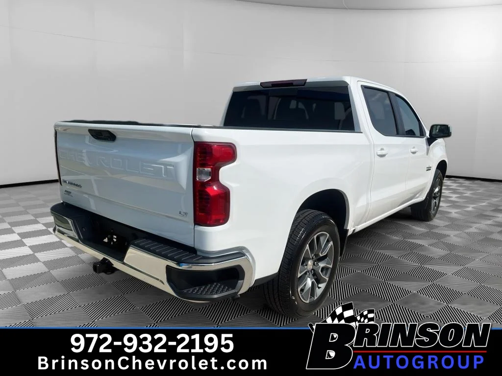 New 2026 Summit White Chevrolet LT image 7
