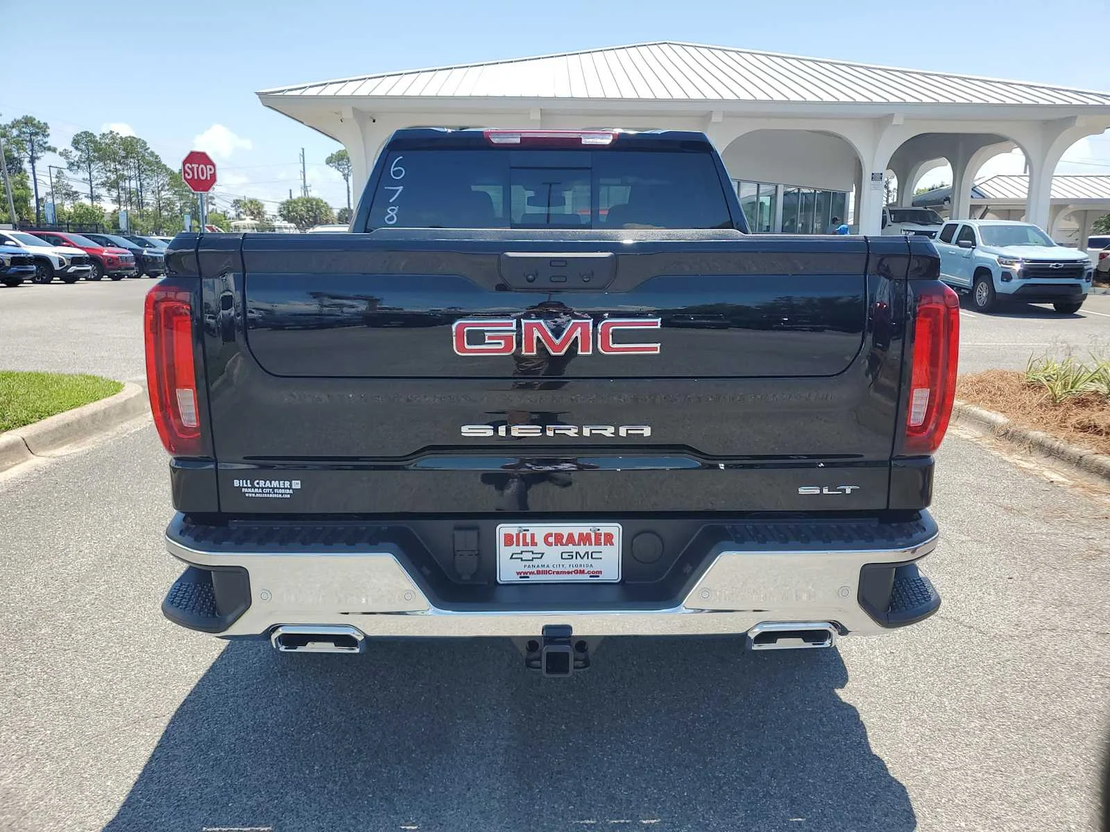 New 2026 Onyx Black GMC SLT image 4