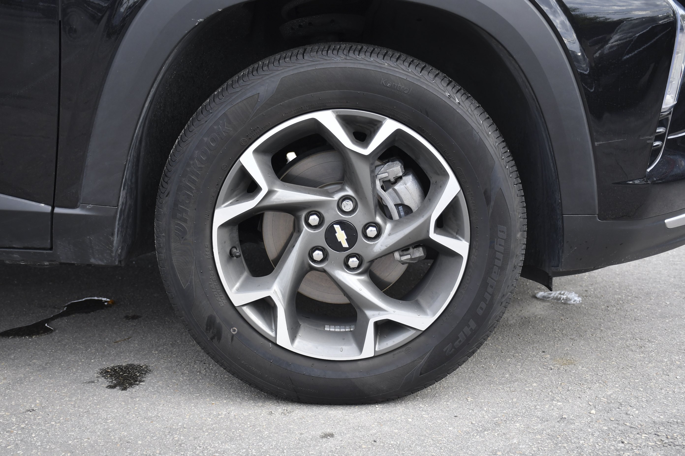 Used 2024 Mosaic Black Metallic Chevrolet LT image 30