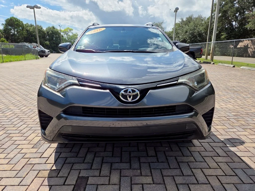 Used 2016 Gray Toyota LE image 2