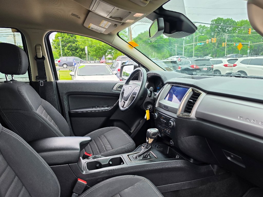Used 2023 Shadow Black Ford XLT image 26