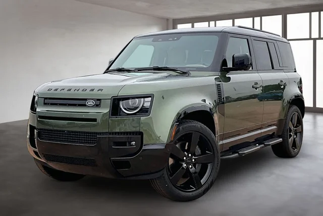 2026 Land Rover Defender 110 X-Dynamic SE
