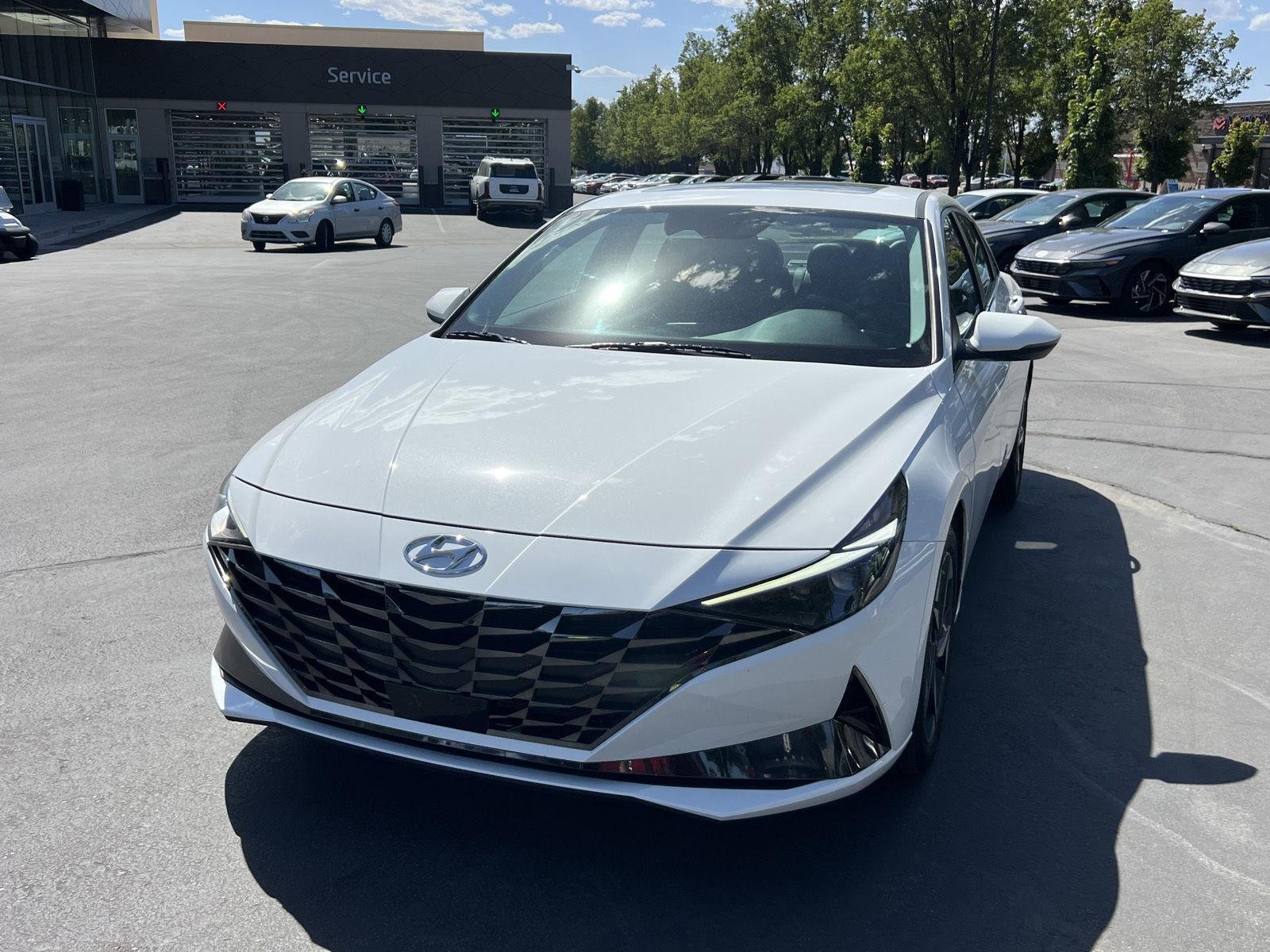 Certified Used 2023 Serenity White Pearl Hyundai Limited image 2