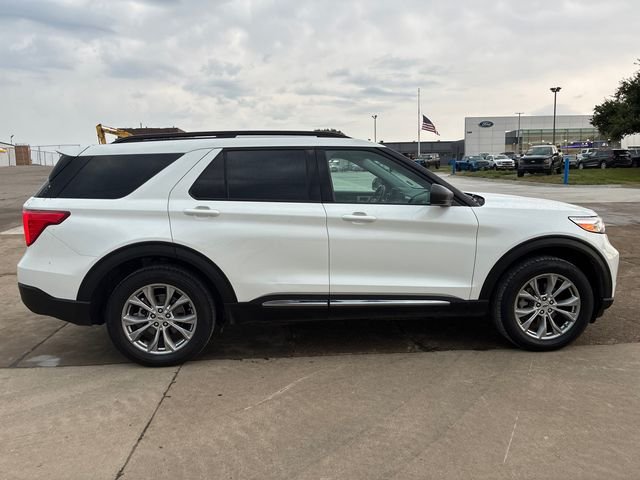 Used 2024 White Ford XLT image 3