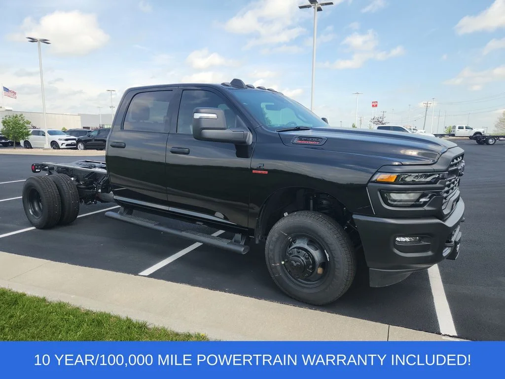 New 2026 Diamond Black Crystal Pearlcoat RAM Tradesman image 2
