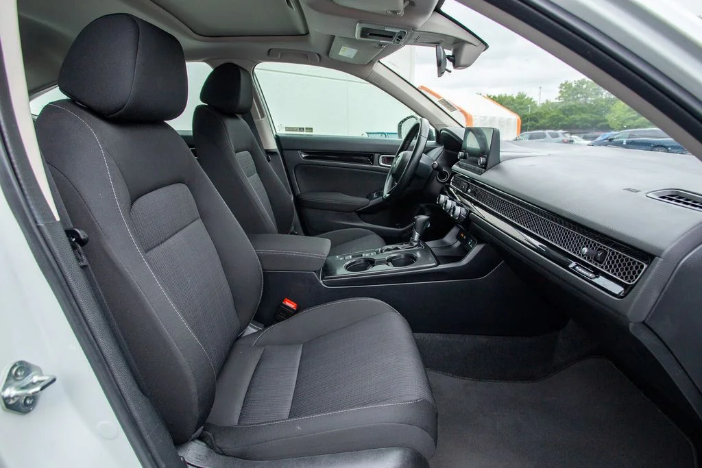 2024 Honda Civic EX - Photo 19