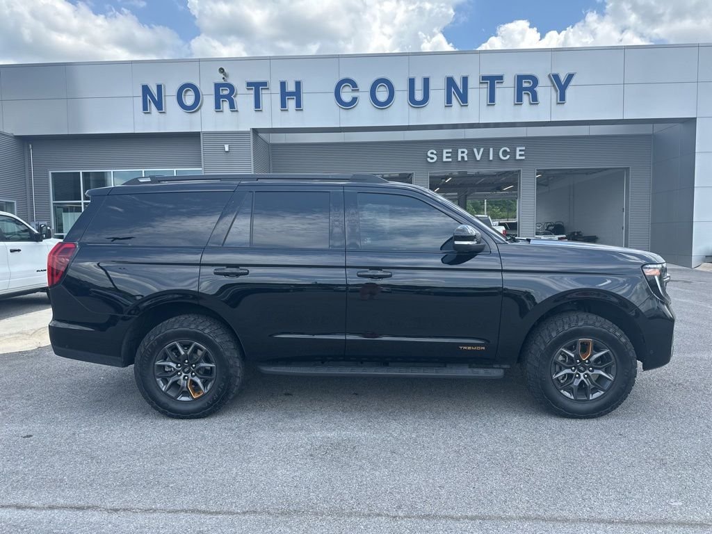 2025 Ford Expedition Tremor 4x4's photo