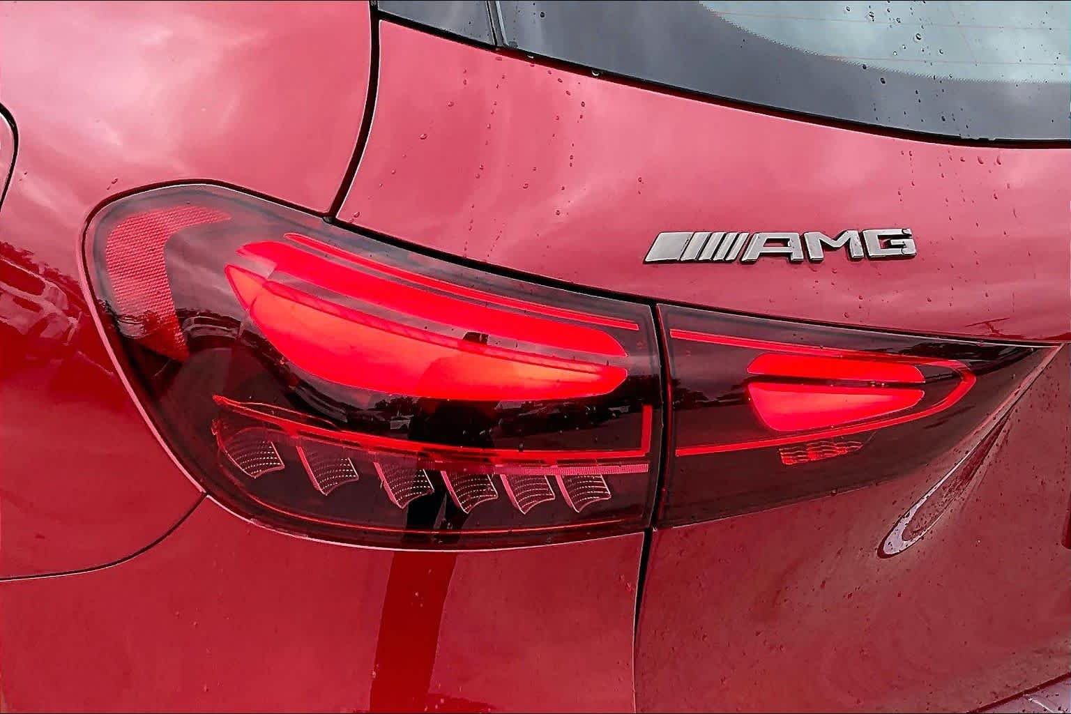 New 2026 MANUFAKTUR Patagonia Red Metallic Mercedes-Benz AMG® GLA 35 4MATIC® SUV image 5