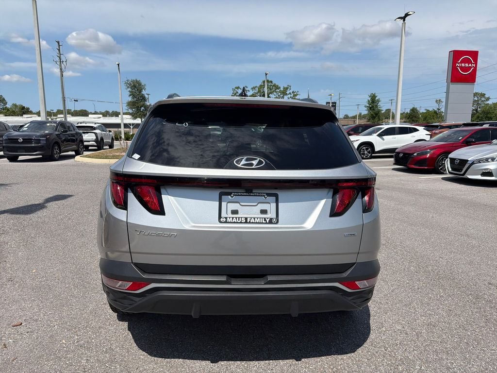 Used 2024 Silver Hyundai SEL image 6