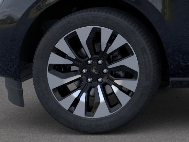 New 2026 Black Ford Platinum image 19