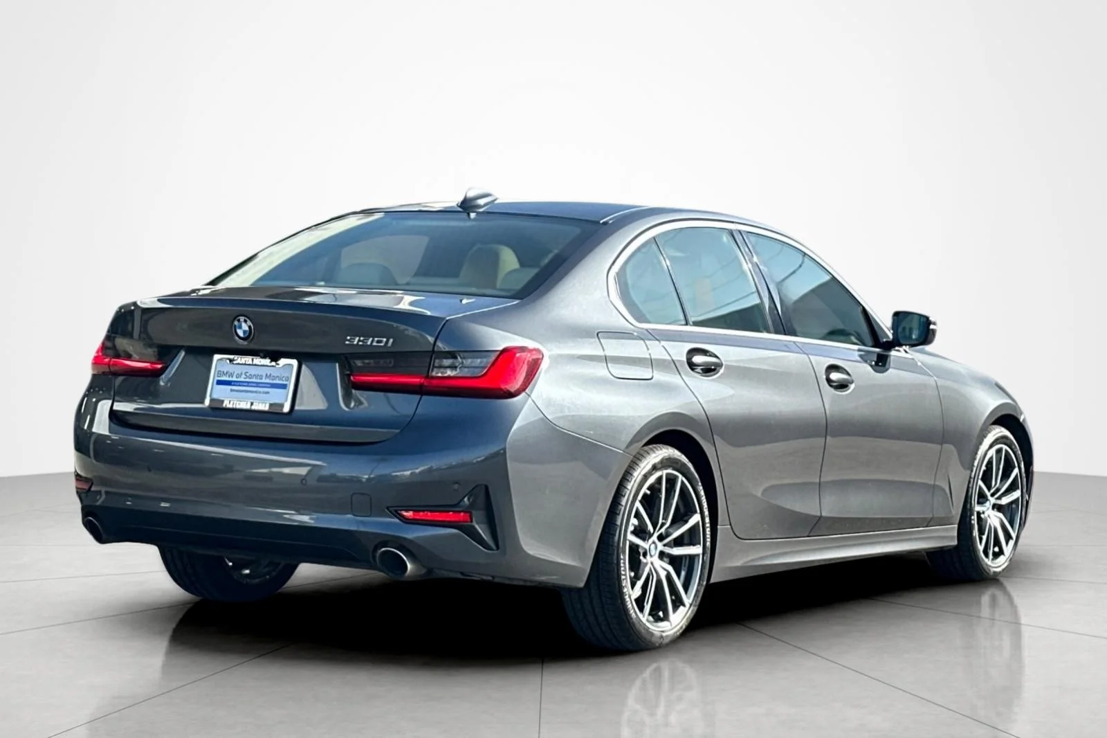 Used 2021 Mineral Grey Metallic BMW 330i image 5