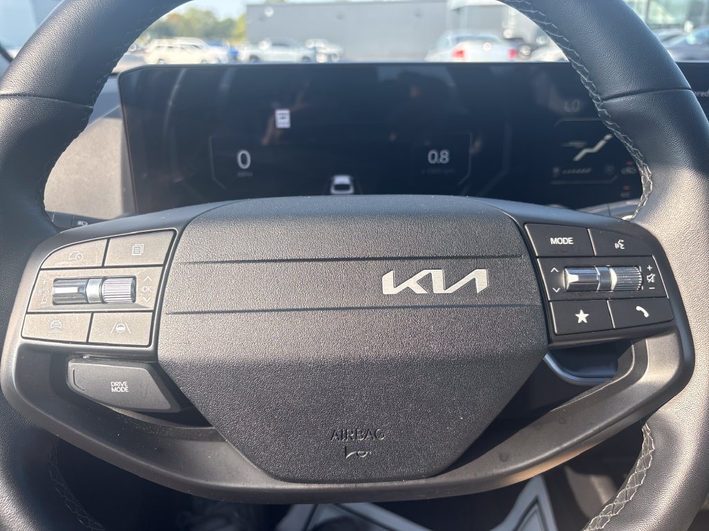 Used 2025 White Kia EX image 18