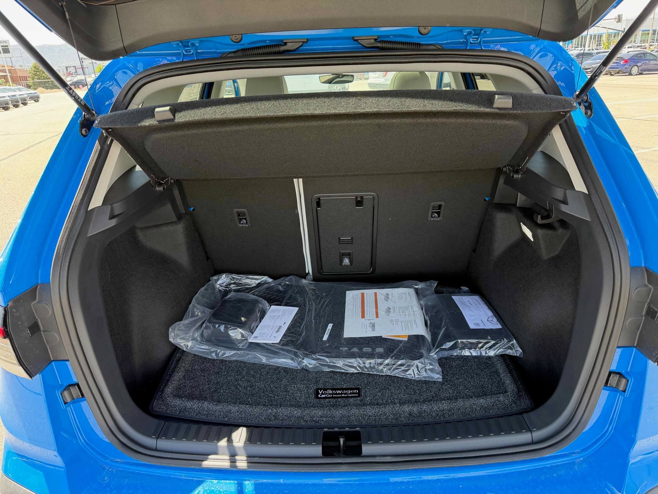 New 2026 Blue Volkswagen SE image 30
