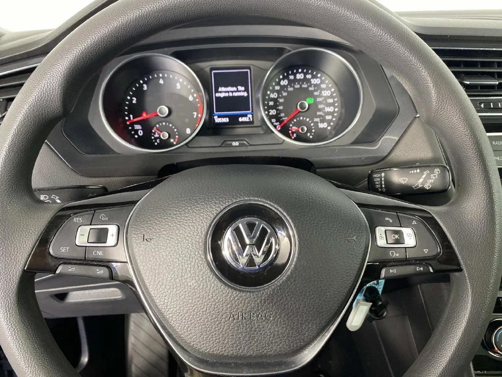 Used 2018 Platinum Gray Metallic Volkswagen 2.0T S image 14
