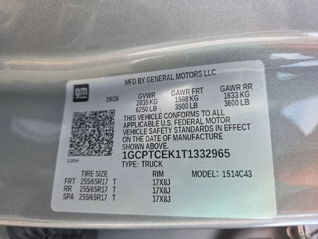 New 2026 Gray Chevrolet LT image 24
