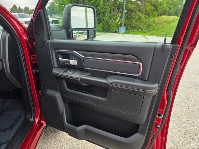 New 2026 Molten Red Pearl-Coat Exterior Paint RAM Big Horn image 16
