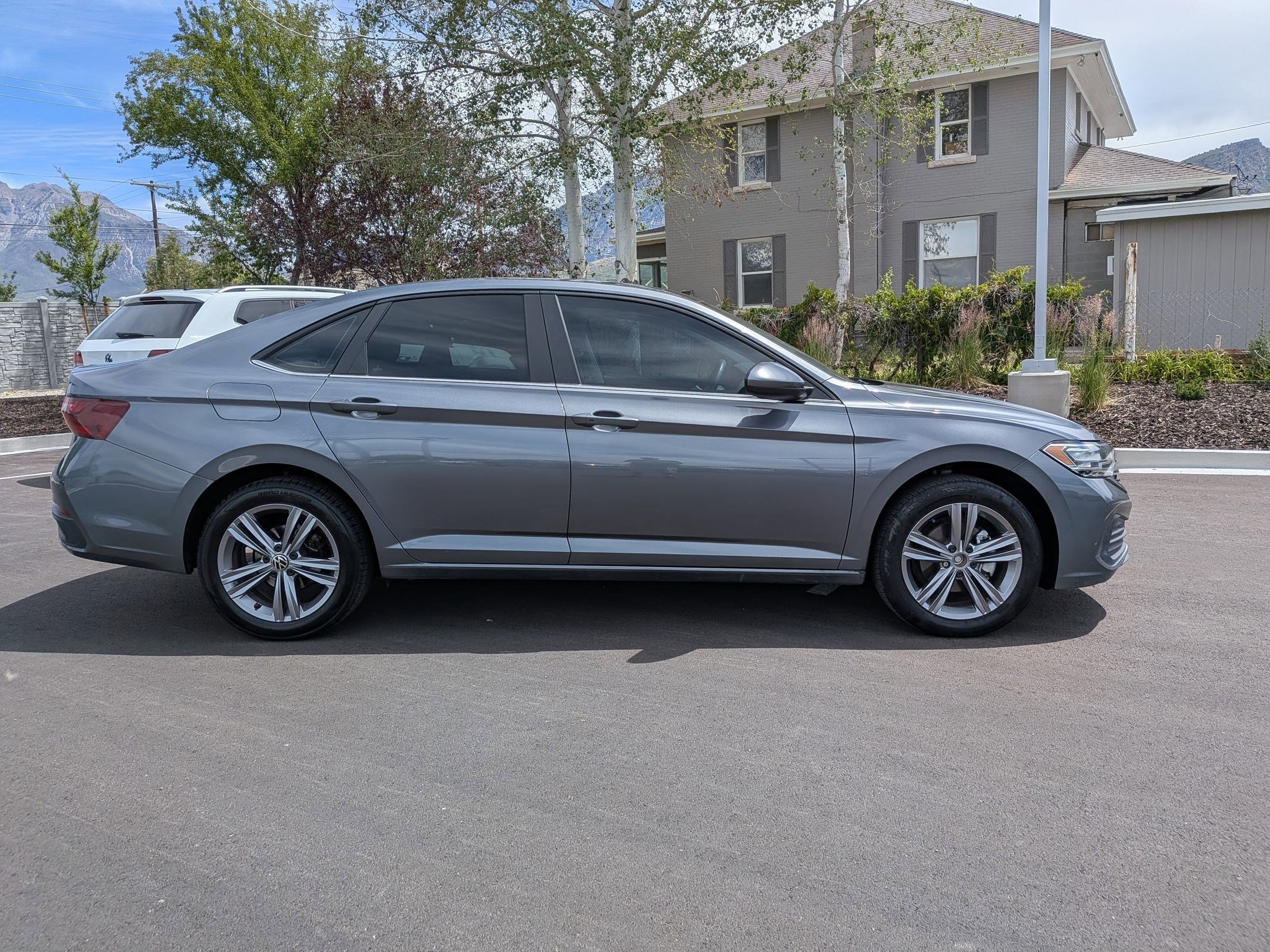 3VW7M7BU0RM022275