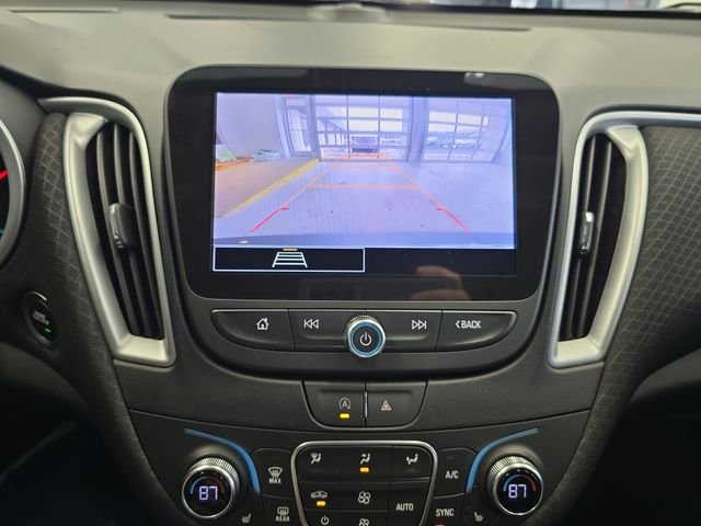 Used 2024 Gray Chevrolet LT image 17