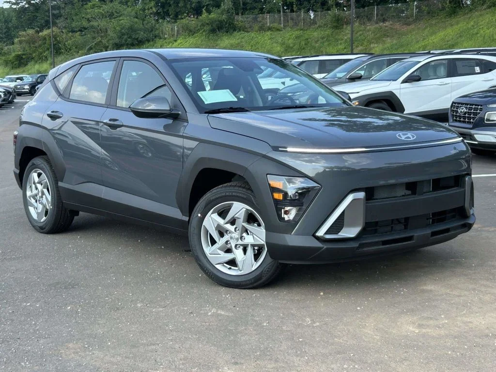 New 2026 Gray Hyundai SE image 1