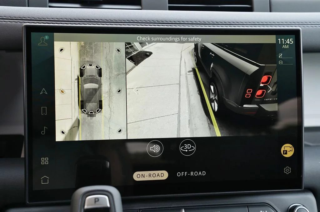 Used 2026 Gray Land Rover X-Dynamic SE image 26