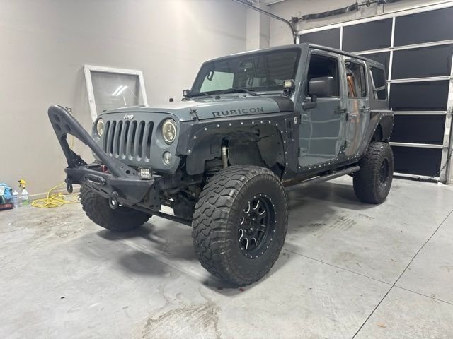 Used 2014 Gray Jeep Unlimited Rubicon image 2