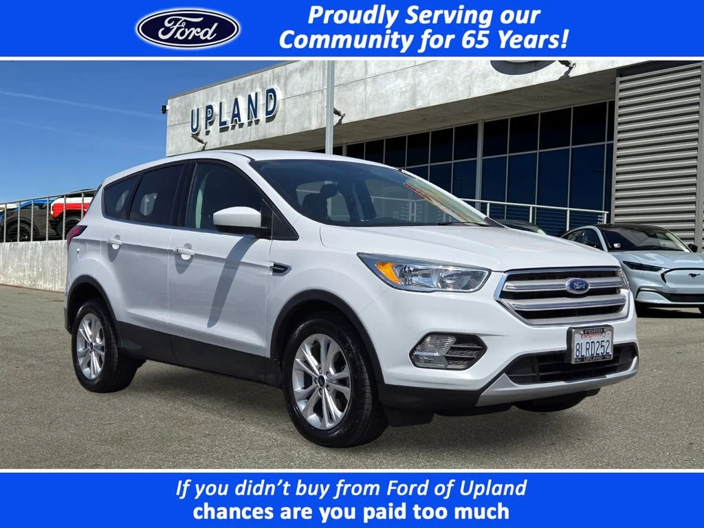 2019 Ford Escape SE's photo