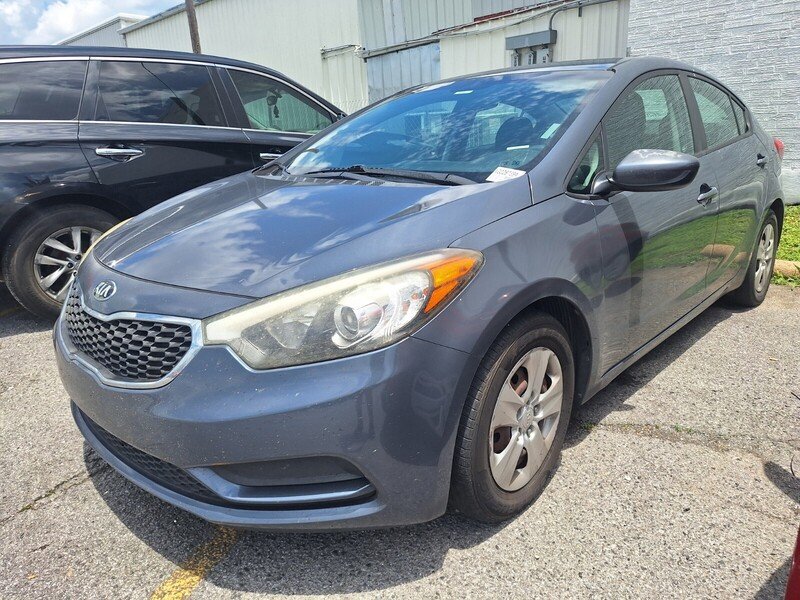 2016 Kia Forte LX AT's photo