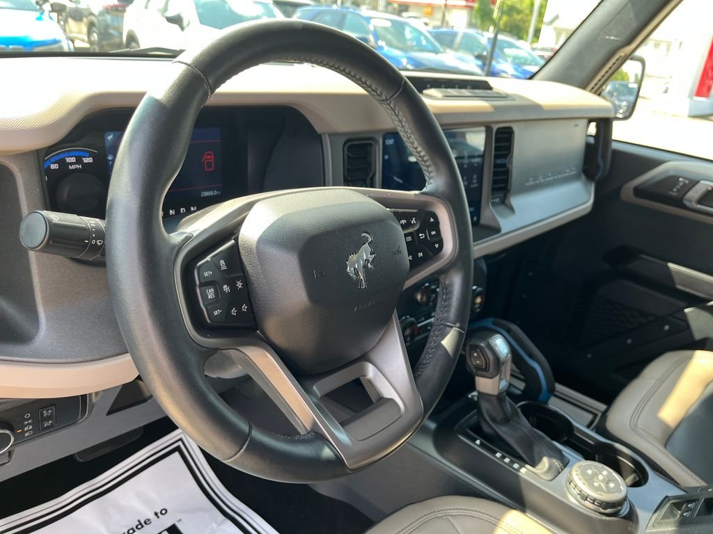 Used 2024 Gray Ford Wildtrak image 14