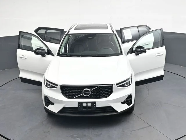 Used 2023  Volvo Ultimate image 37