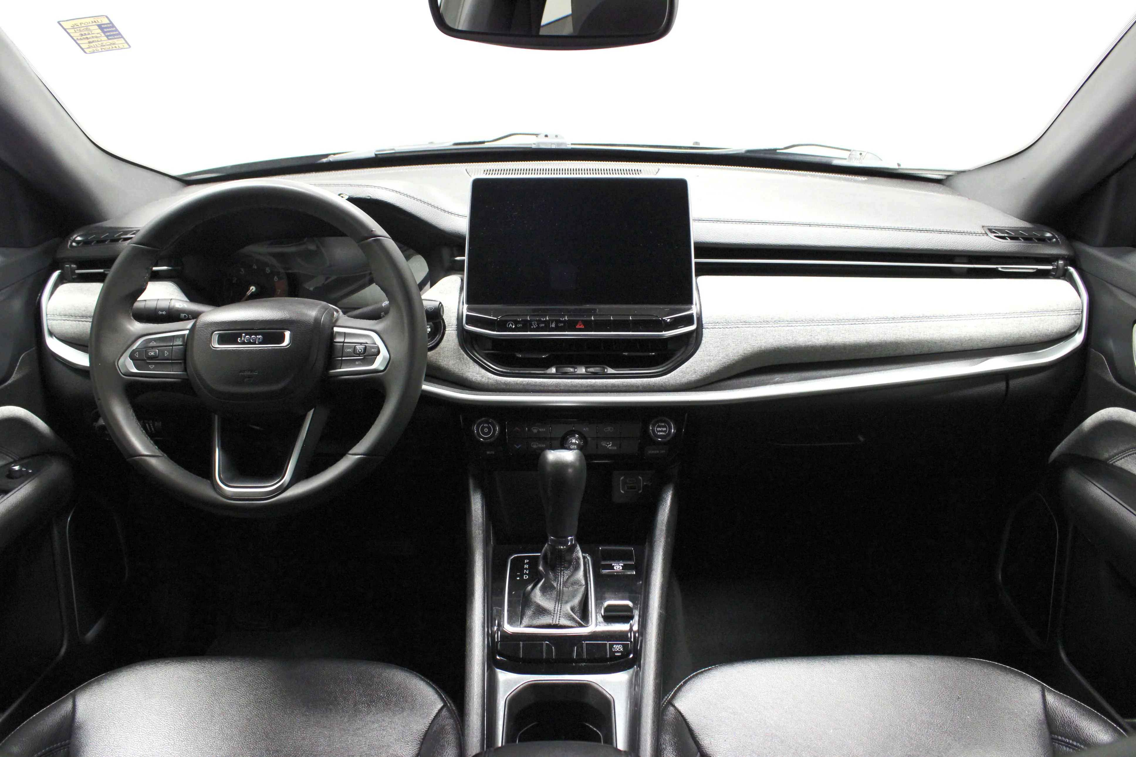 Used 2024 Sting-Gray Clearcoat Jeep Latitude image 18
