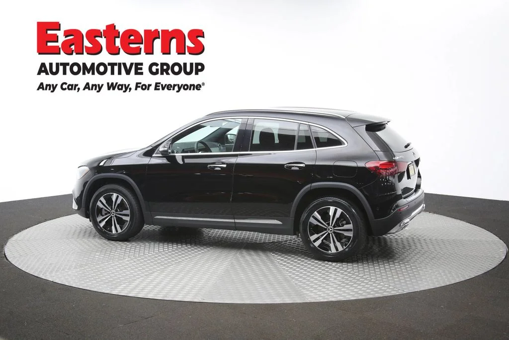 Used 2025 Black Mercedes-Benz GLA 250 image 61