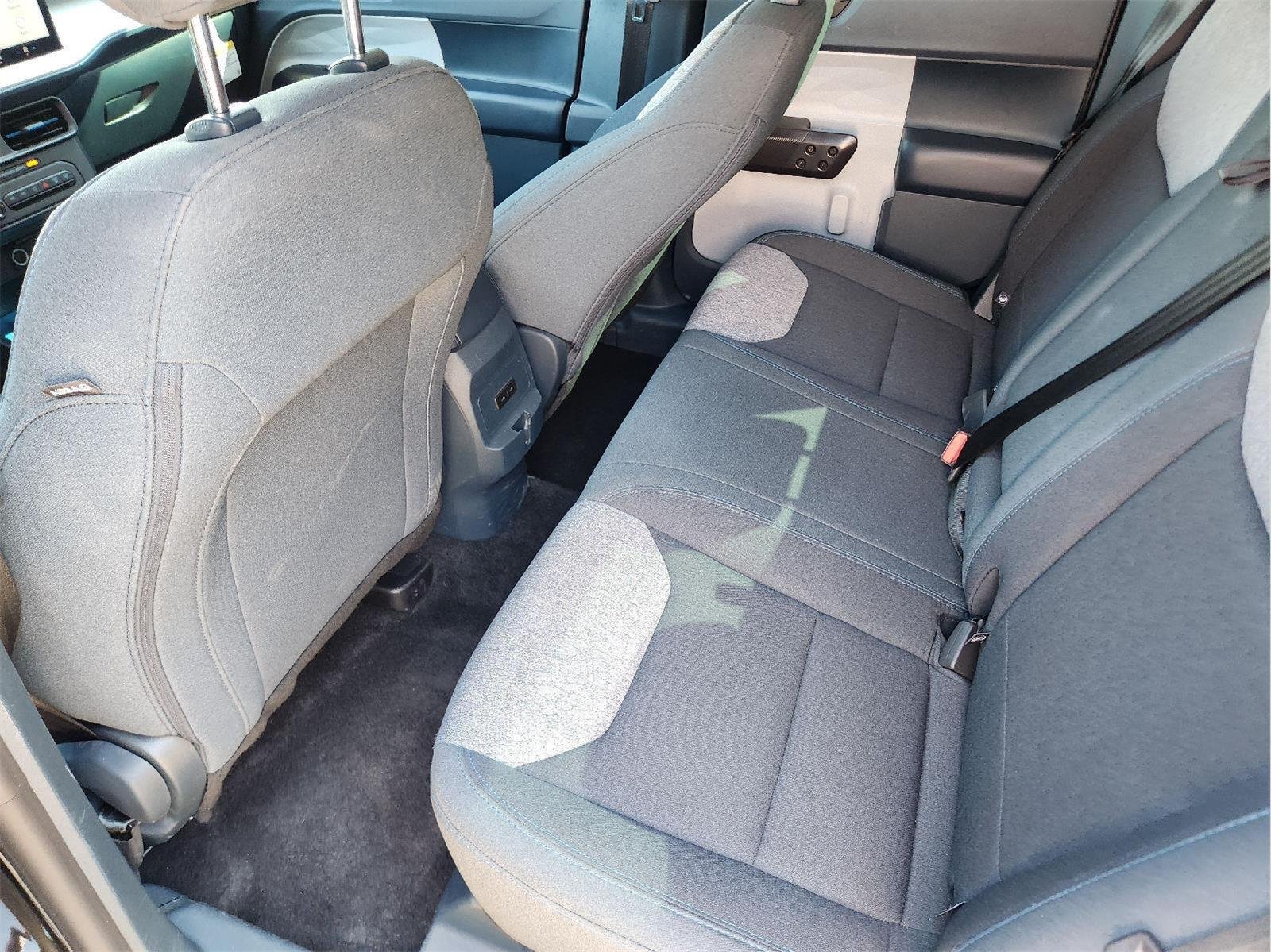 Used 2025 Shadow Black Ford XLT image 28