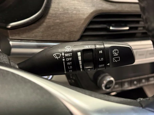 Used 2022 Black Kia EX image 15