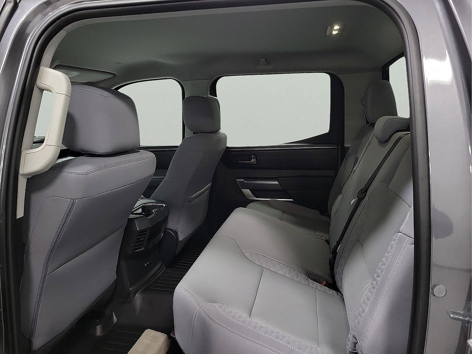 2024 Toyota Tundra SR5 - Photo 9