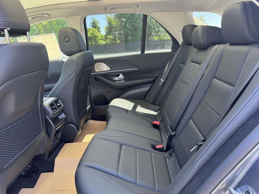 New 2026 Selenite Grey Metallic Mercedes-Benz GLE 450 image 30