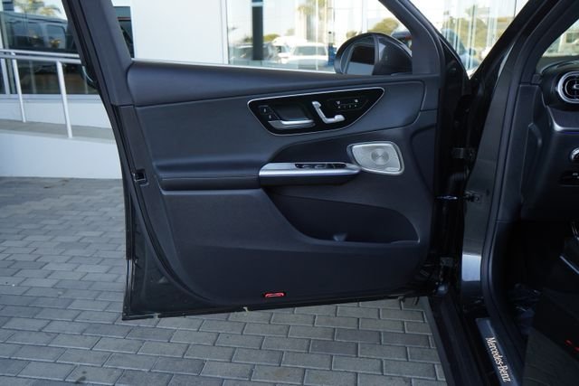 New 2026 Graphite Grey Metallic Mercedes-Benz GLC 300 image 13