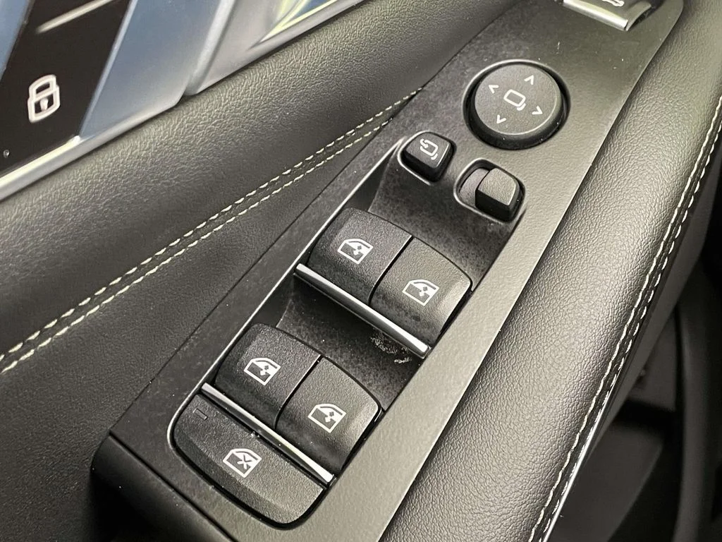 2026 BMW X5 50e - Photo 31