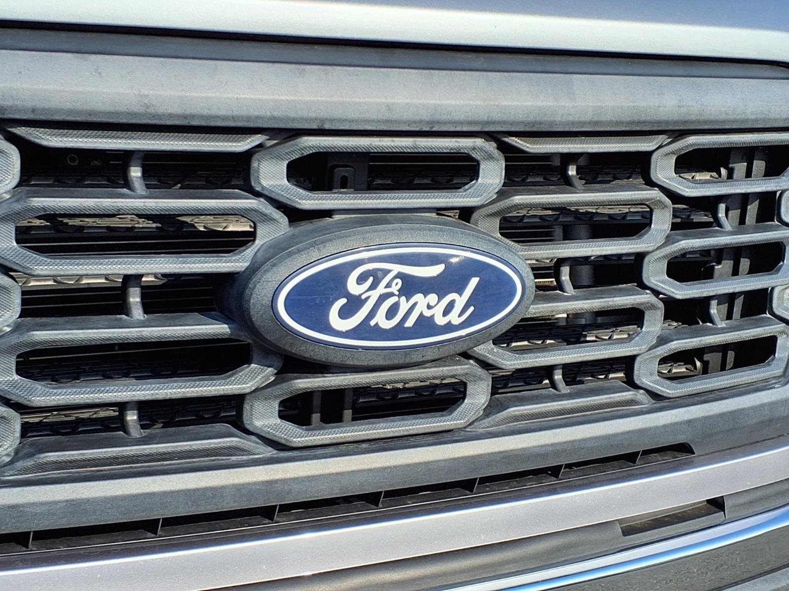 Used 2024 Iconic Silver Metallic Ford XL image 13