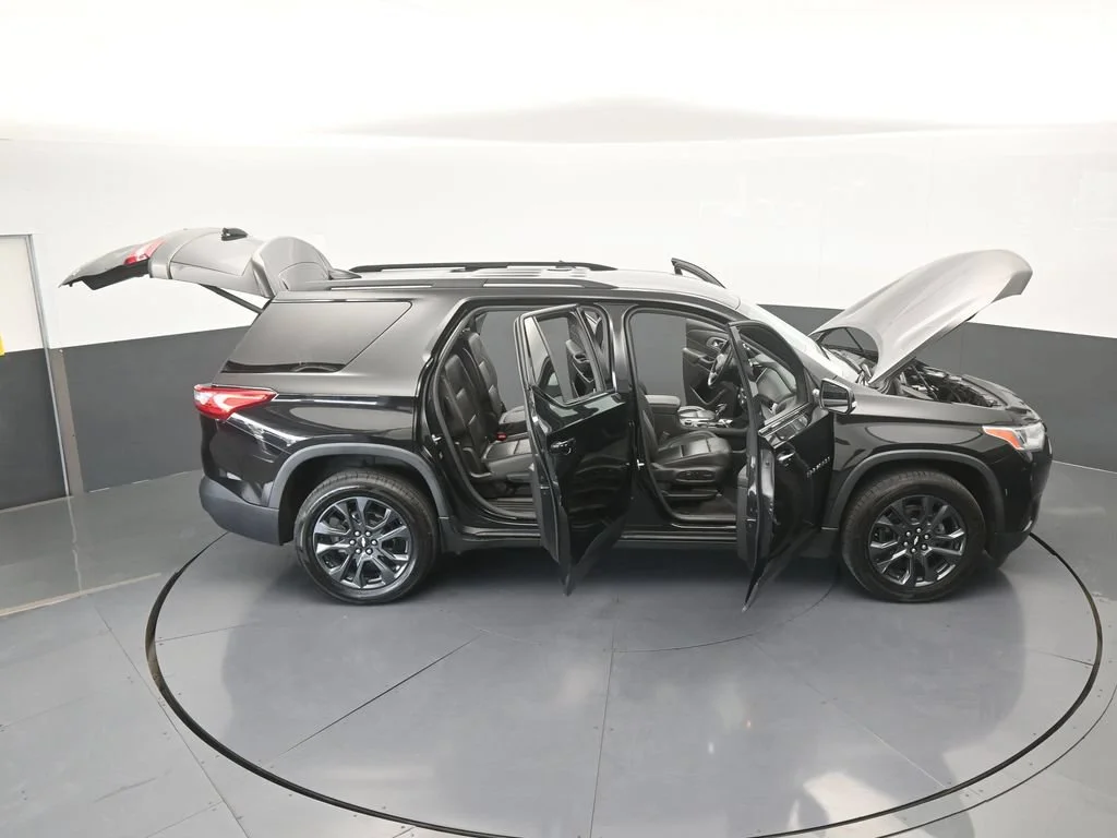 Used 2021 Mosaic Black Metallic Chevrolet RS image 81