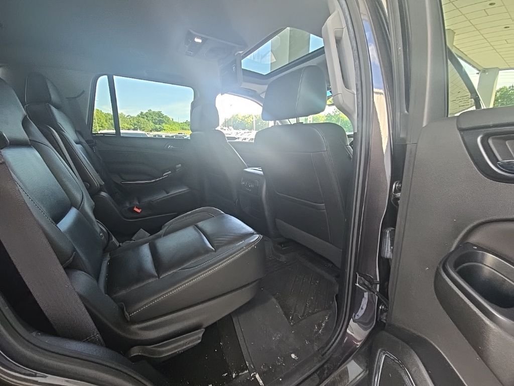 Used 2017 Silver GMC SLT image 12