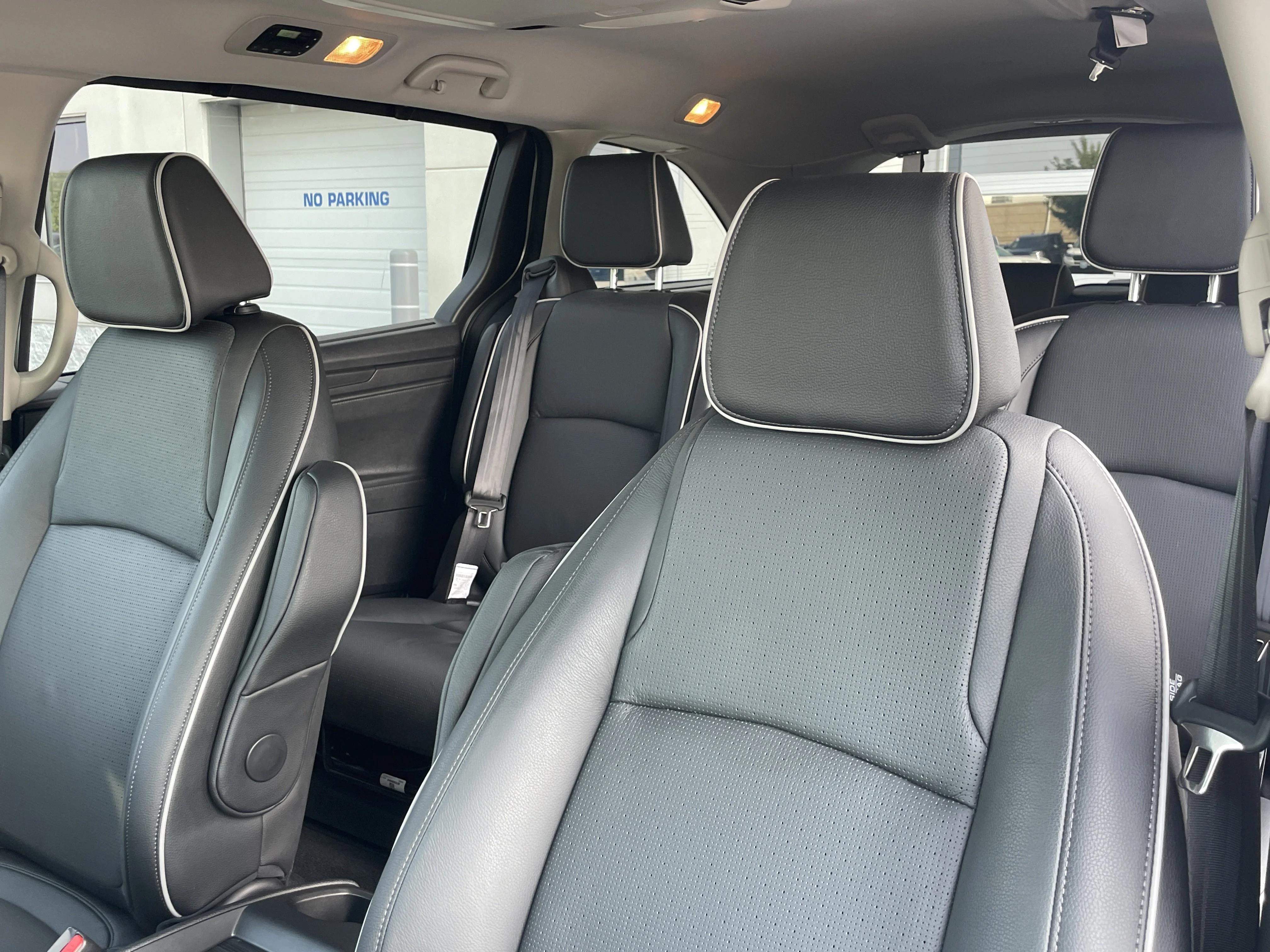 2026 Honda Odyssey Elite - Photo 15