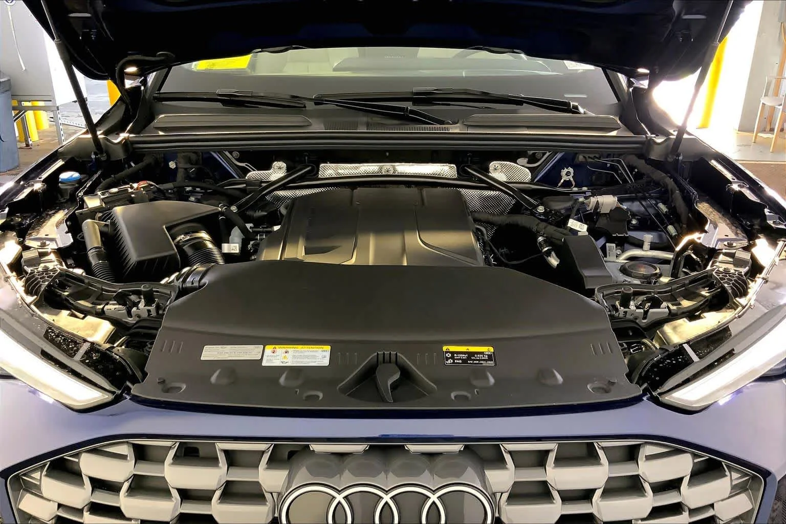 New 2026 NAVARRA BLUE Audi Premium image 16