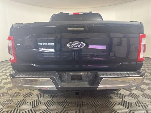 Used 2023 Blue Metallic Ford Lariat image 23