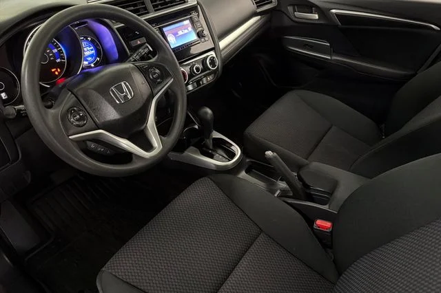 Used 2019 Lunar Silver Metallic Honda LX image 14
