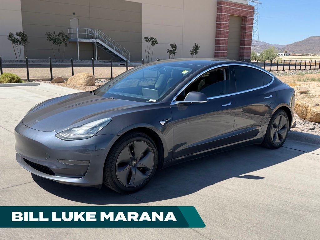 2020 Tesla Model 3 Standard Range Plus's photo