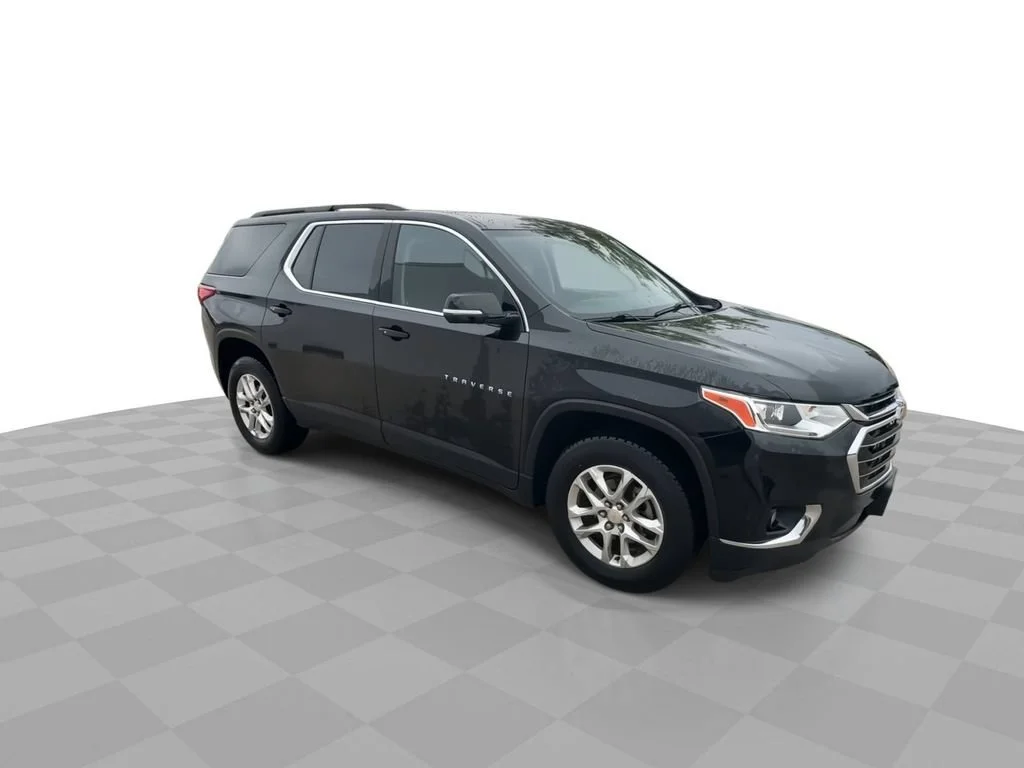 Used 2019 MOSAIC BLACK METALLIC Chevrolet LT Cloth image 2