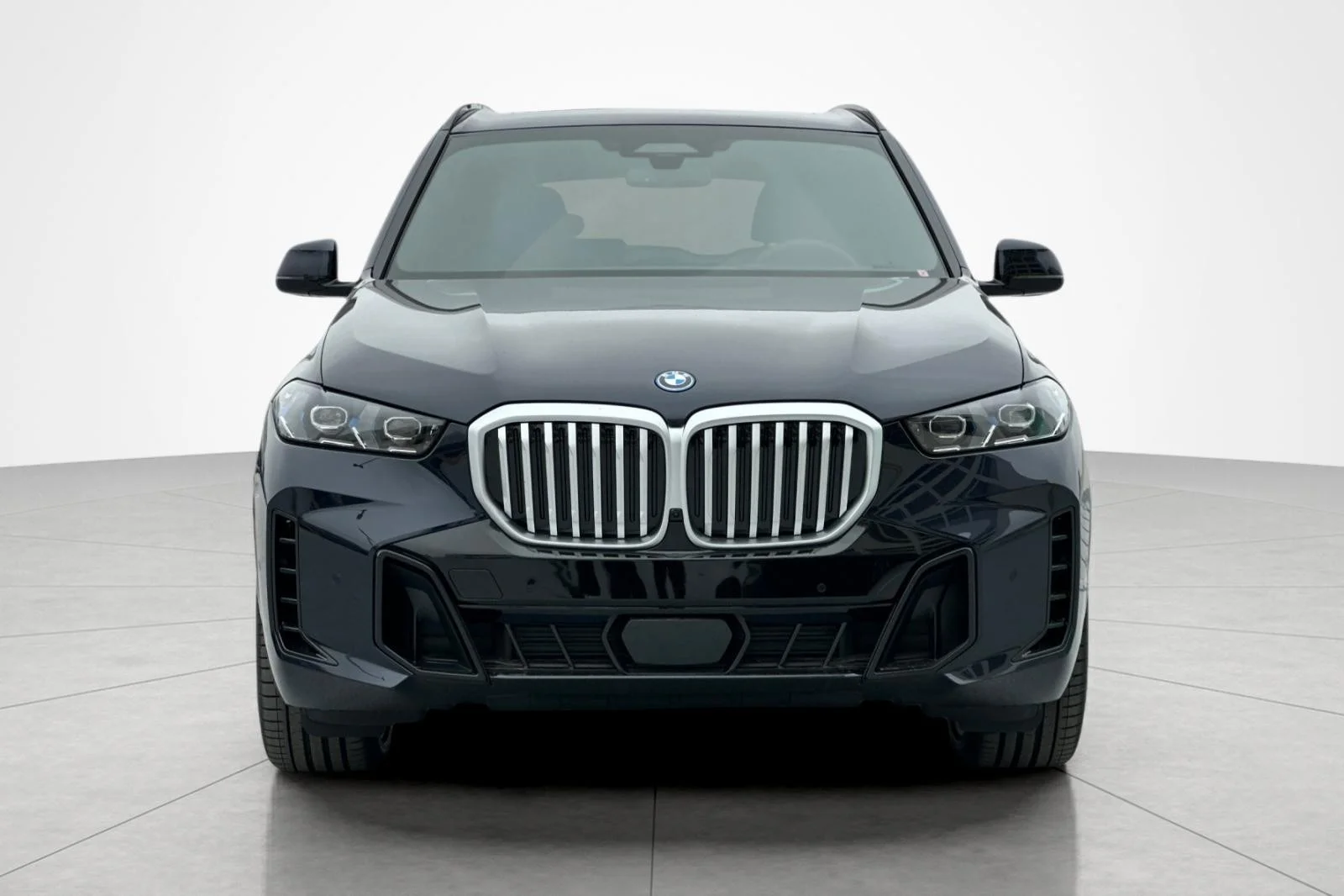 New 2026 Carbon Black Metallic BMW xDrive50e image 8