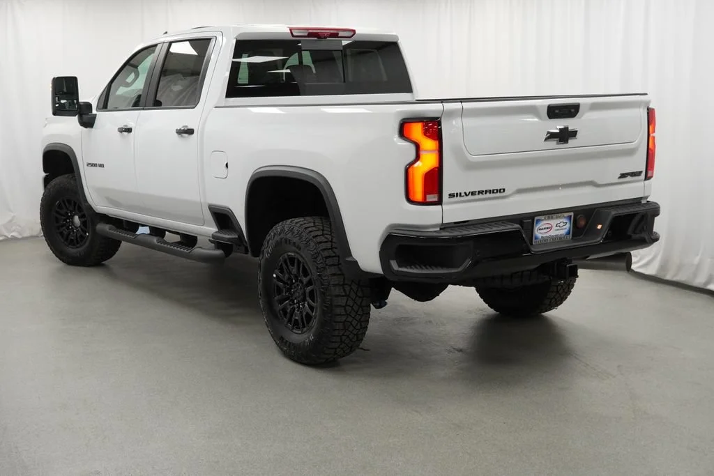 New 2026 Summit White Chevrolet ZR2 image 14