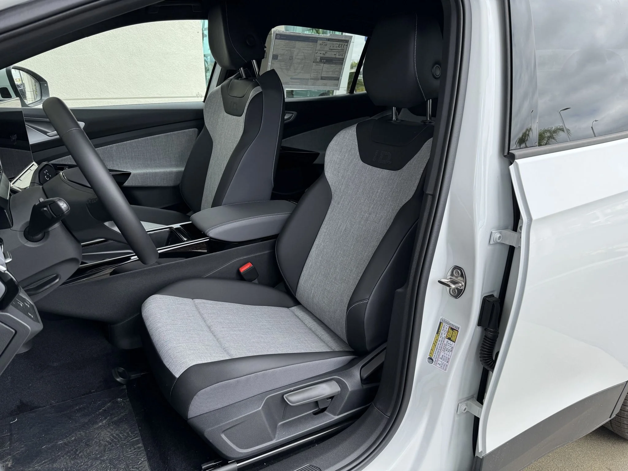 New 2026 Opal White Pearl Volkswagen Pro image 12