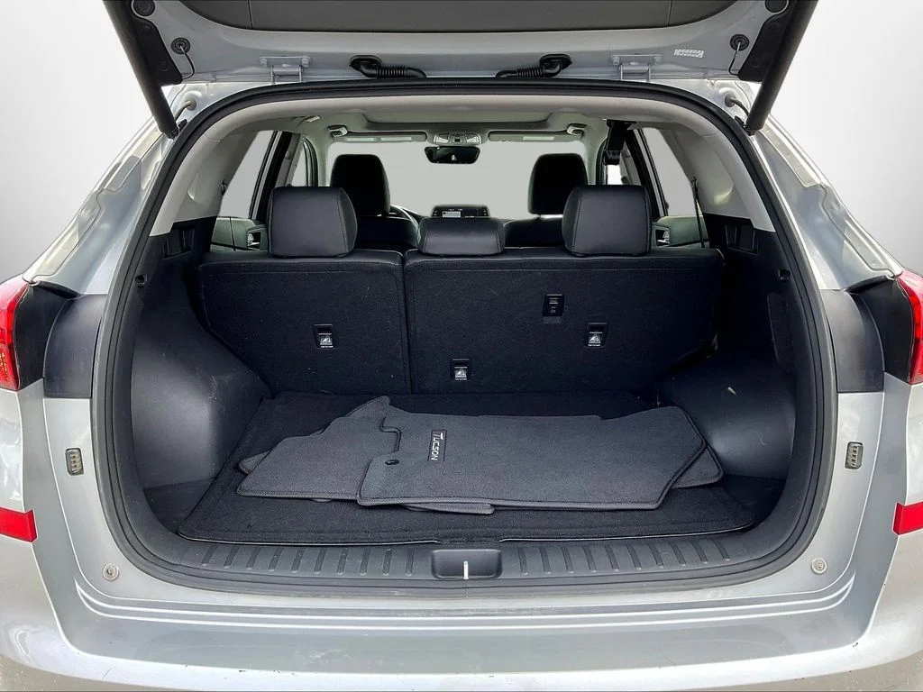 Certified Used 2020 Silver Hyundai Ultimate image 7